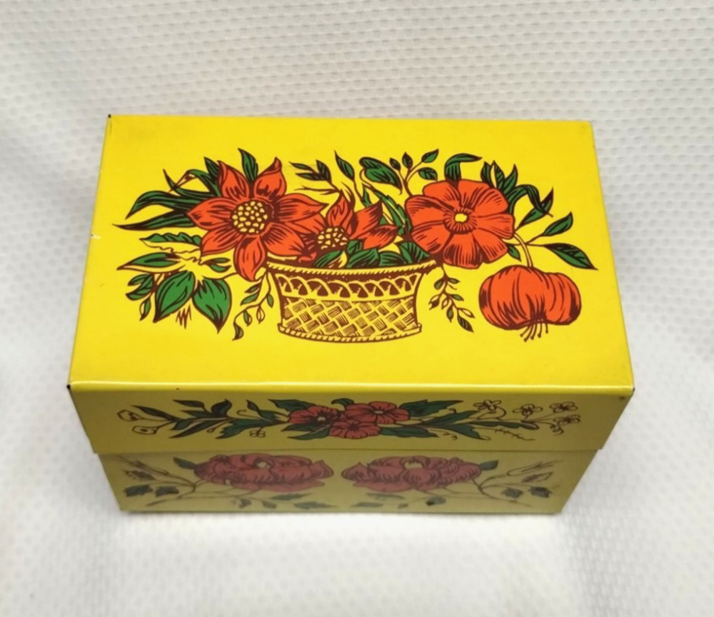 Syndicate Mfg Co Metal Recipe Box Yellow Tin Floral Flower Pots 1960s Vintage